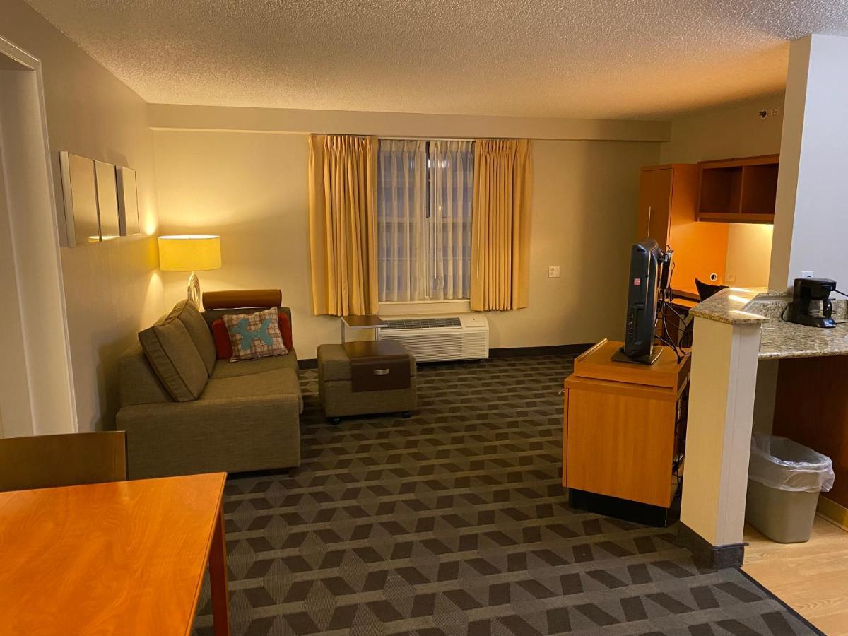 Mainstay Suites Middleburg Heights Cleveland Airport Dış mekan fotoğraf