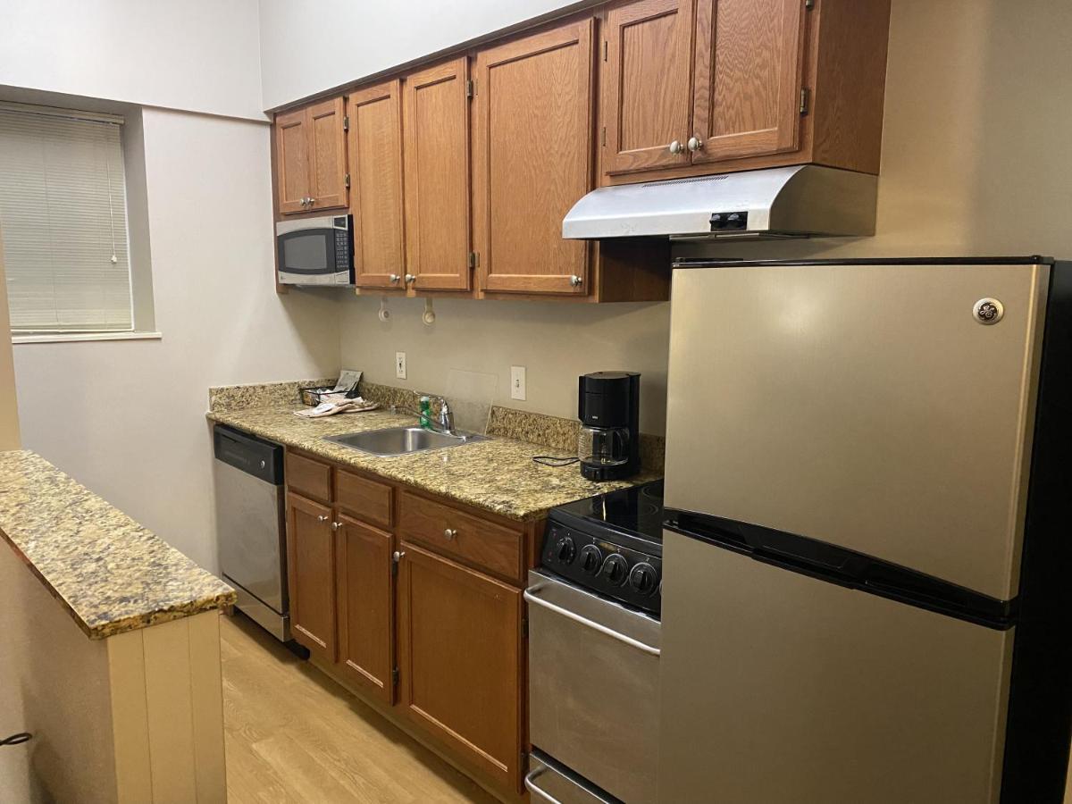 Mainstay Suites Middleburg Heights Cleveland Airport Dış mekan fotoğraf