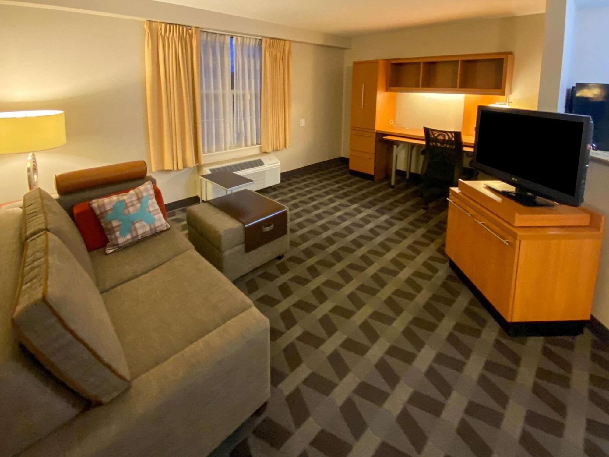 Mainstay Suites Middleburg Heights Cleveland Airport Dış mekan fotoğraf