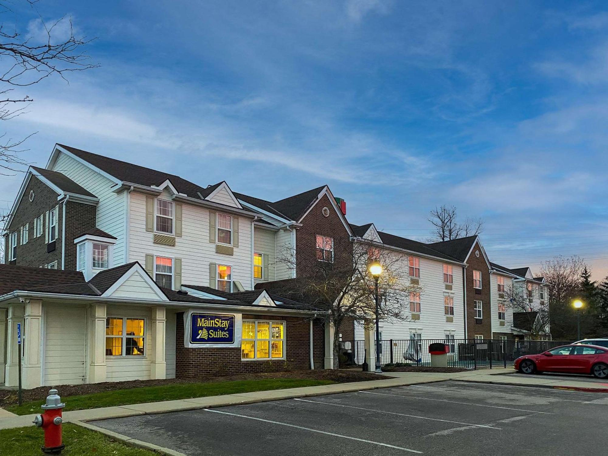 Mainstay Suites Middleburg Heights Cleveland Airport Dış mekan fotoğraf