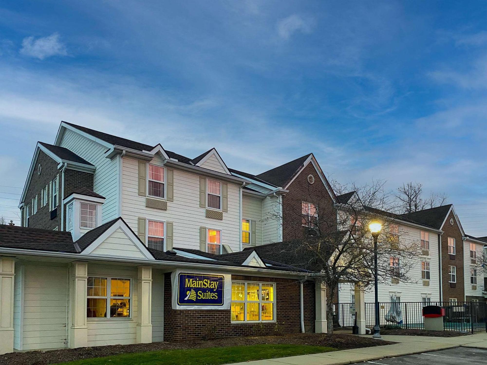 Mainstay Suites Middleburg Heights Cleveland Airport Dış mekan fotoğraf
