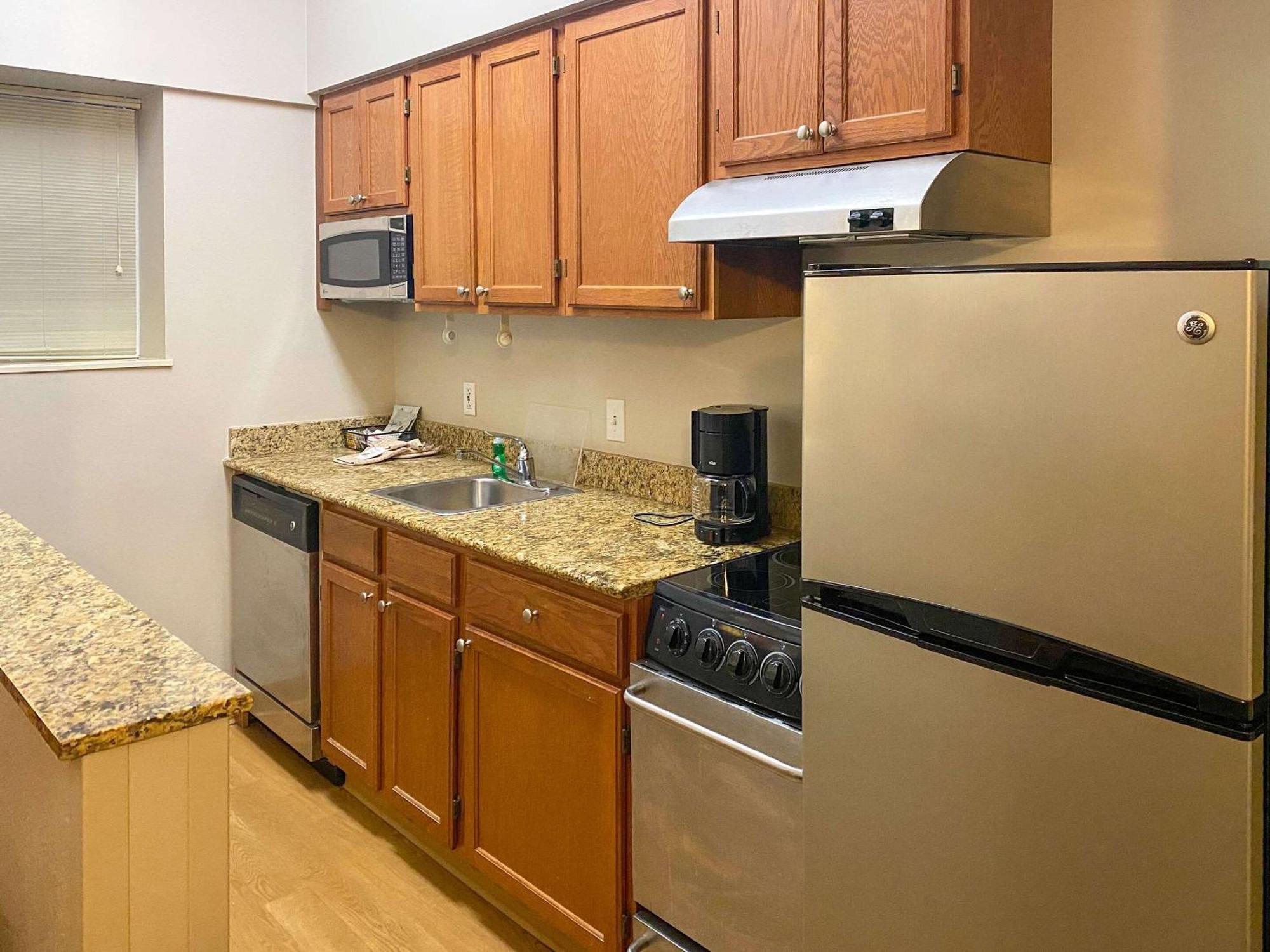 Mainstay Suites Middleburg Heights Cleveland Airport Dış mekan fotoğraf