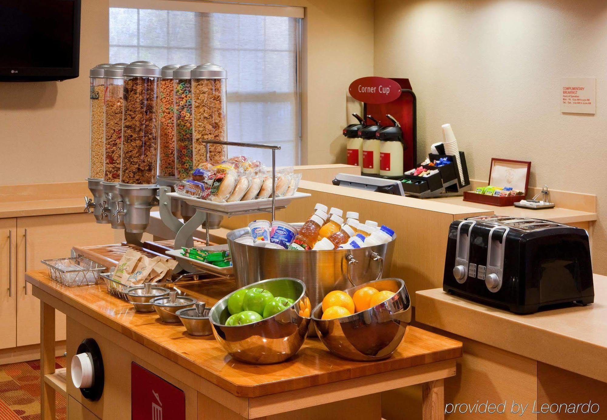 Mainstay Suites Middleburg Heights Cleveland Airport Restoran fotoğraf