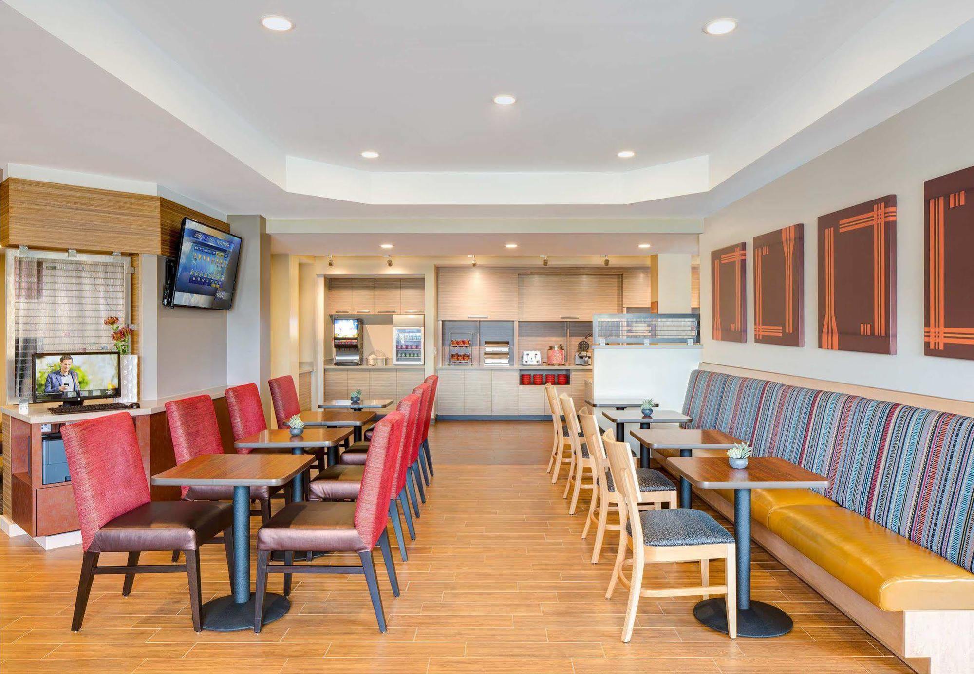 Mainstay Suites Middleburg Heights Cleveland Airport Dış mekan fotoğraf