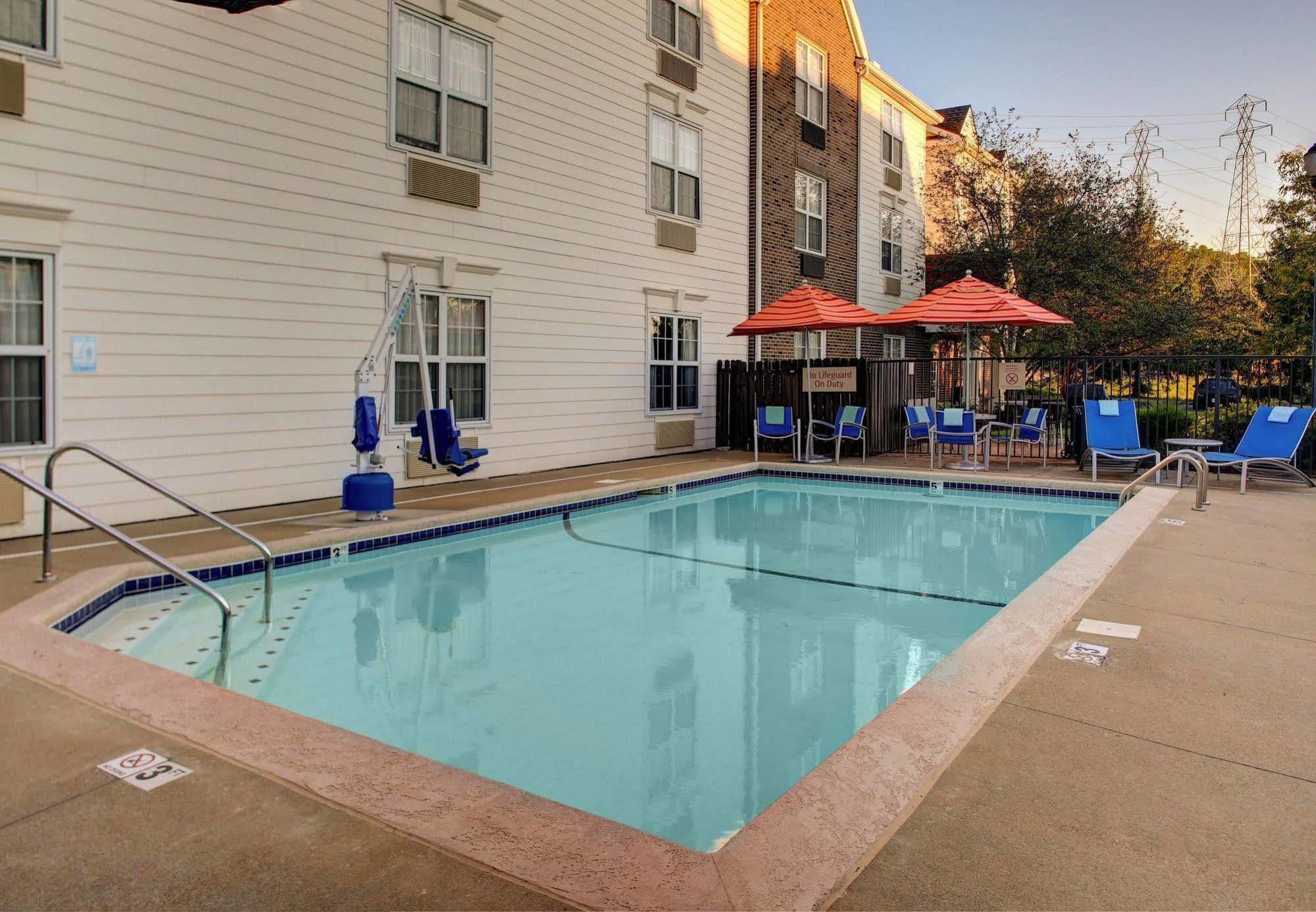Mainstay Suites Middleburg Heights Cleveland Airport Dış mekan fotoğraf